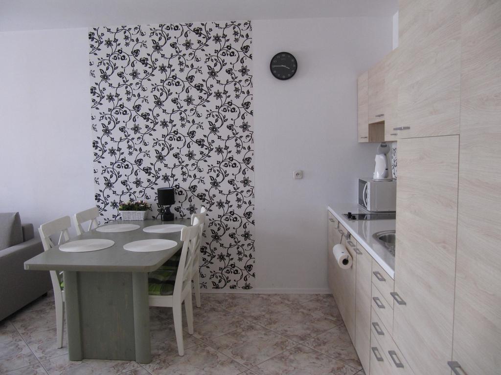 Apartament Portowy Z Garazem, Ul Towarowa Kolobrzeg Bagian luar foto