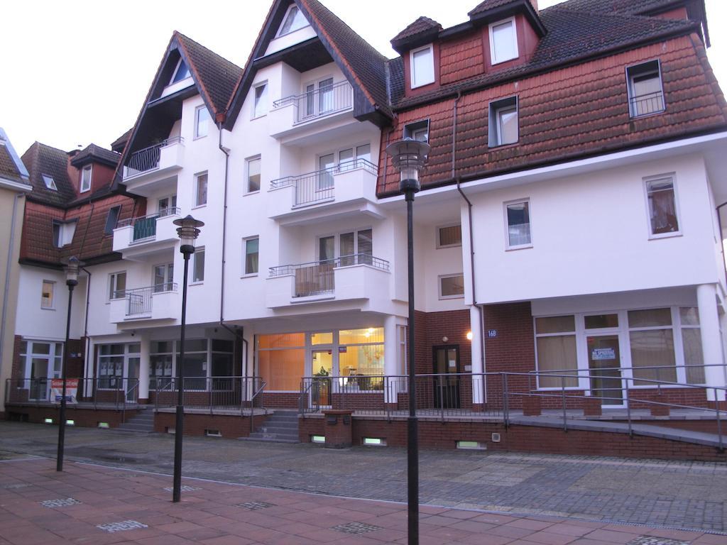 Apartament Portowy Z Garazem, Ul Towarowa Kolobrzeg Bagian luar foto