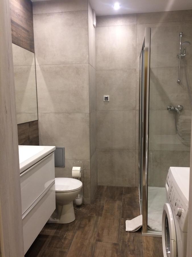 Apartament Portowy Z Garazem, Ul Towarowa Kolobrzeg Bagian luar foto